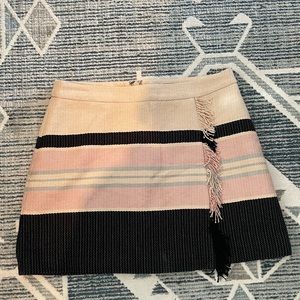 BCBG Size 02 Skirt